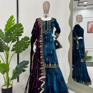 Velvet Sharara Set - Image 11