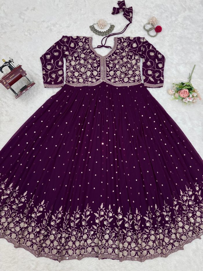 Embroidered Anarkali Set - Image 5