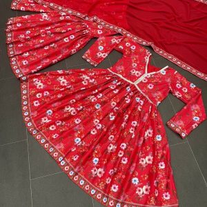 Alia Bhatt Inspired Kurta Sharara Set - Image 7