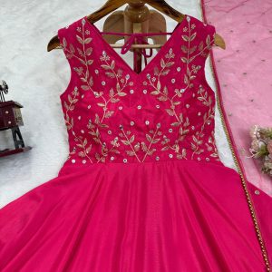 Pretty in Pink Anarkali Gown - Image 7
