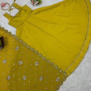 Anarkali Set - Image 7