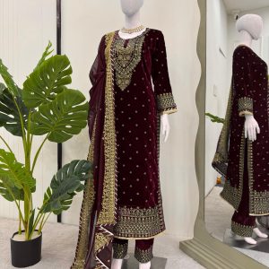 Designer Kurta Set in Velvet