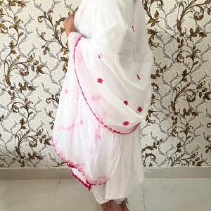 Signature Kurta Set with Dupatta - Image 5