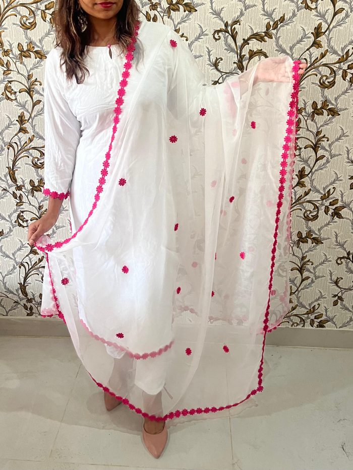 Signature Kurta Set with Dupatta - Image 3