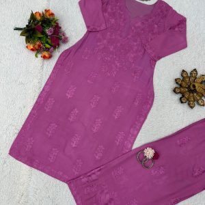 Chikankari Kurta Set - Image 6