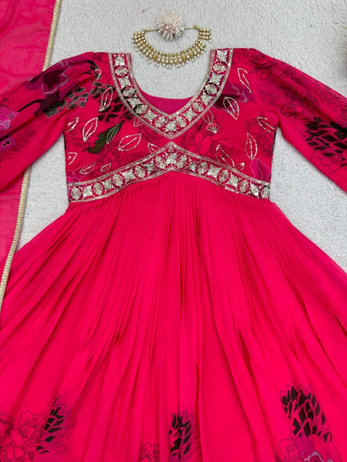 Trendy Alia Cut Anarkali Set - Image 13