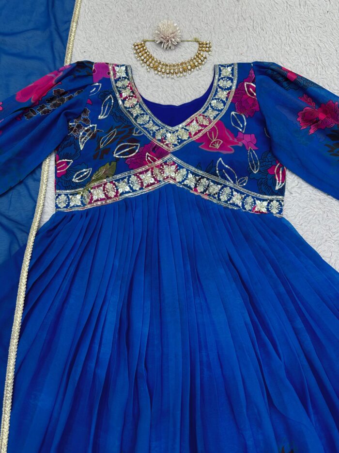 Trendy Alia Cut Anarkali Set - Image 3