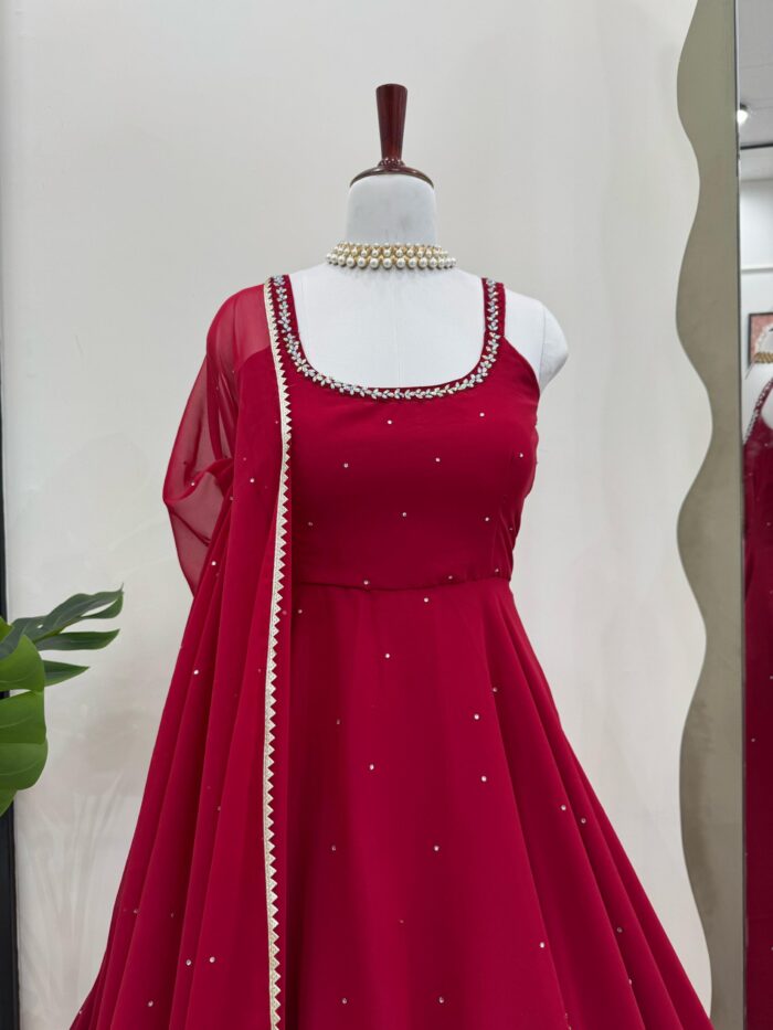 Pretty Anarkali Set - Image 4