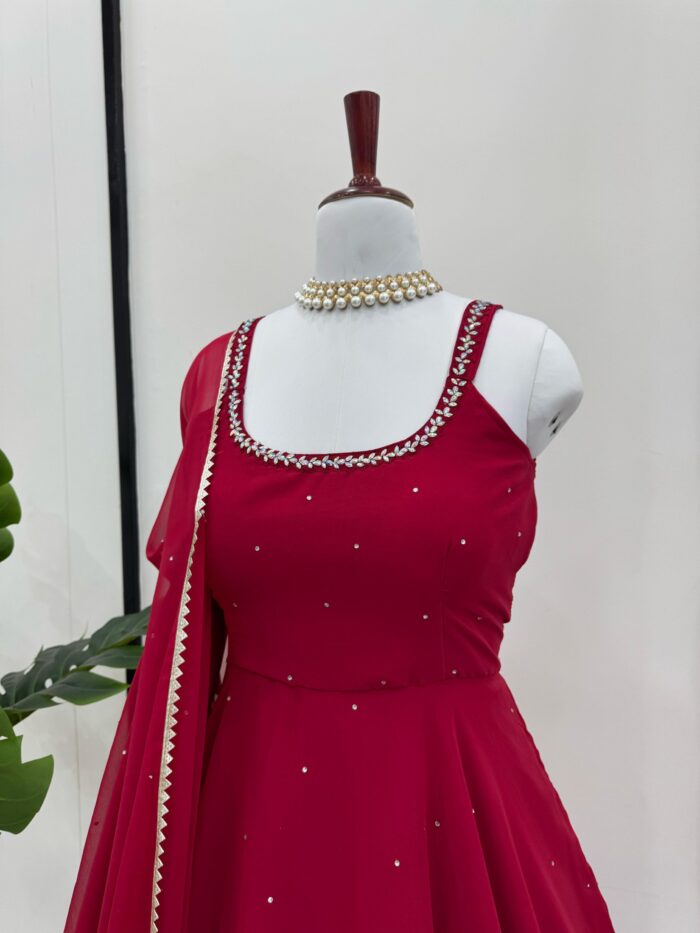 Pretty Anarkali Set - Image 3