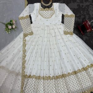 White Embroidered Anarkali - Image 4