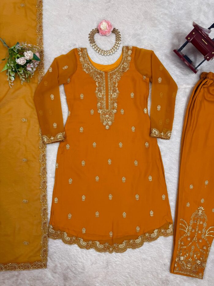 Embroidered Cut Work Kurta Set - Image 8