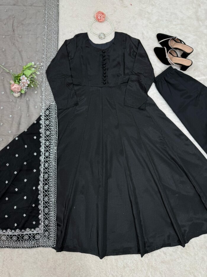Classic Black Anarkali Set - Image 4