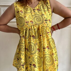 Short Flairy Sleeveless Kurti - Image 5