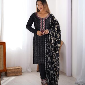 Designer Kurta Set - Image 9