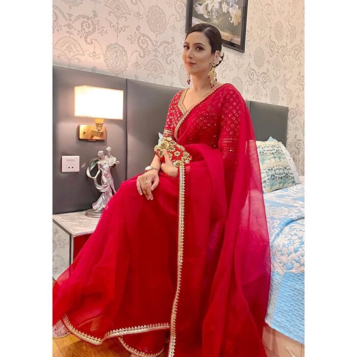 Designer but Decent Bridal Saree - Image 2