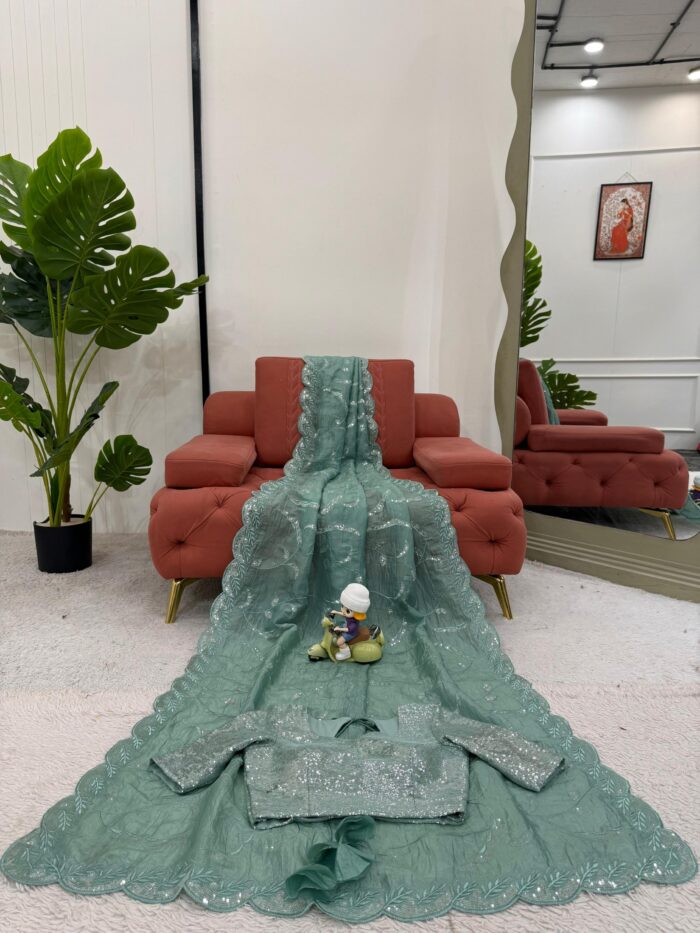 Designer Saree - Image 4