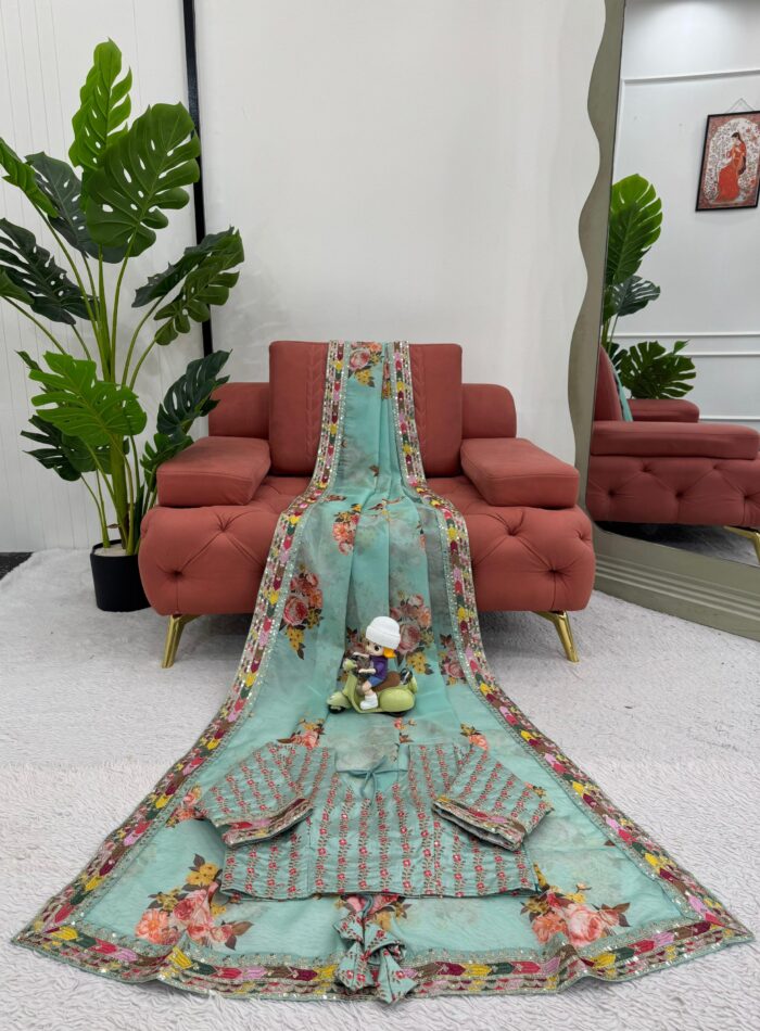 Floral printed Saree - Image 12