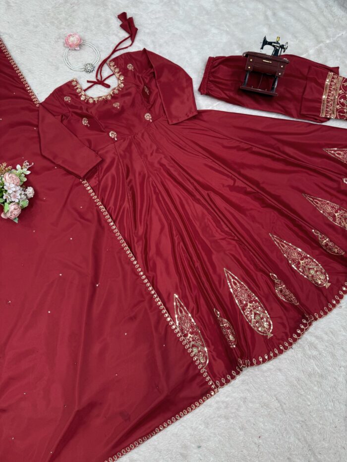 Karwachauth Special Anarkali Set - Image 5