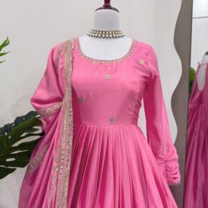 Soft Girl Pink Anarkali Set - Image 3
