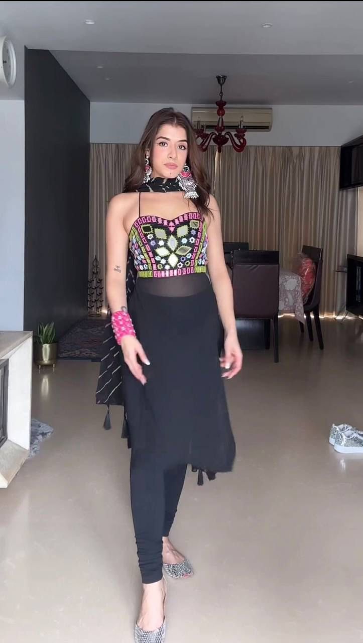 Navratri Special Kurti Set - Image 2