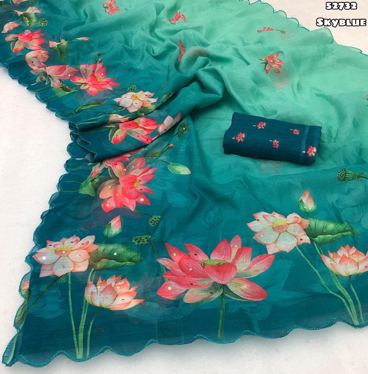 Soft Linen Floral Printed Saree - Image 3