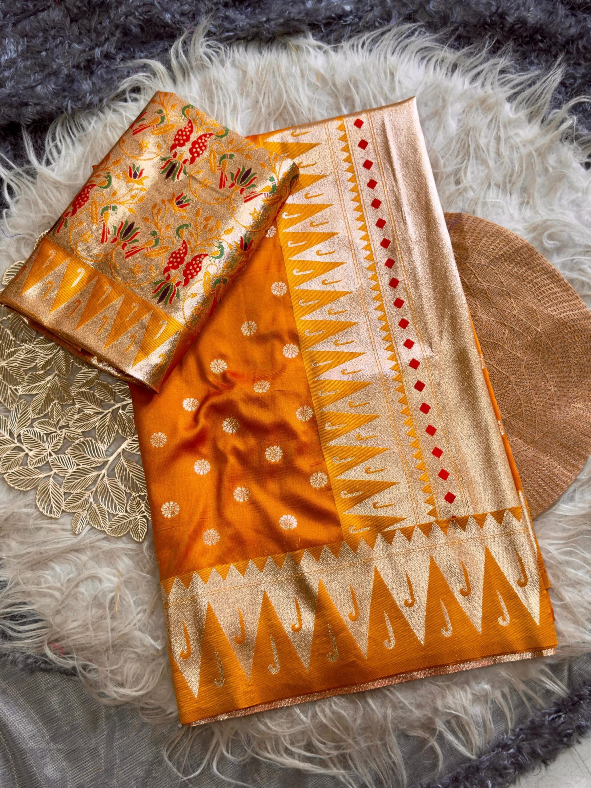 Varkala temple Paithani Silk Saree with Golden Pallu & Brocade Blouse - Image 9