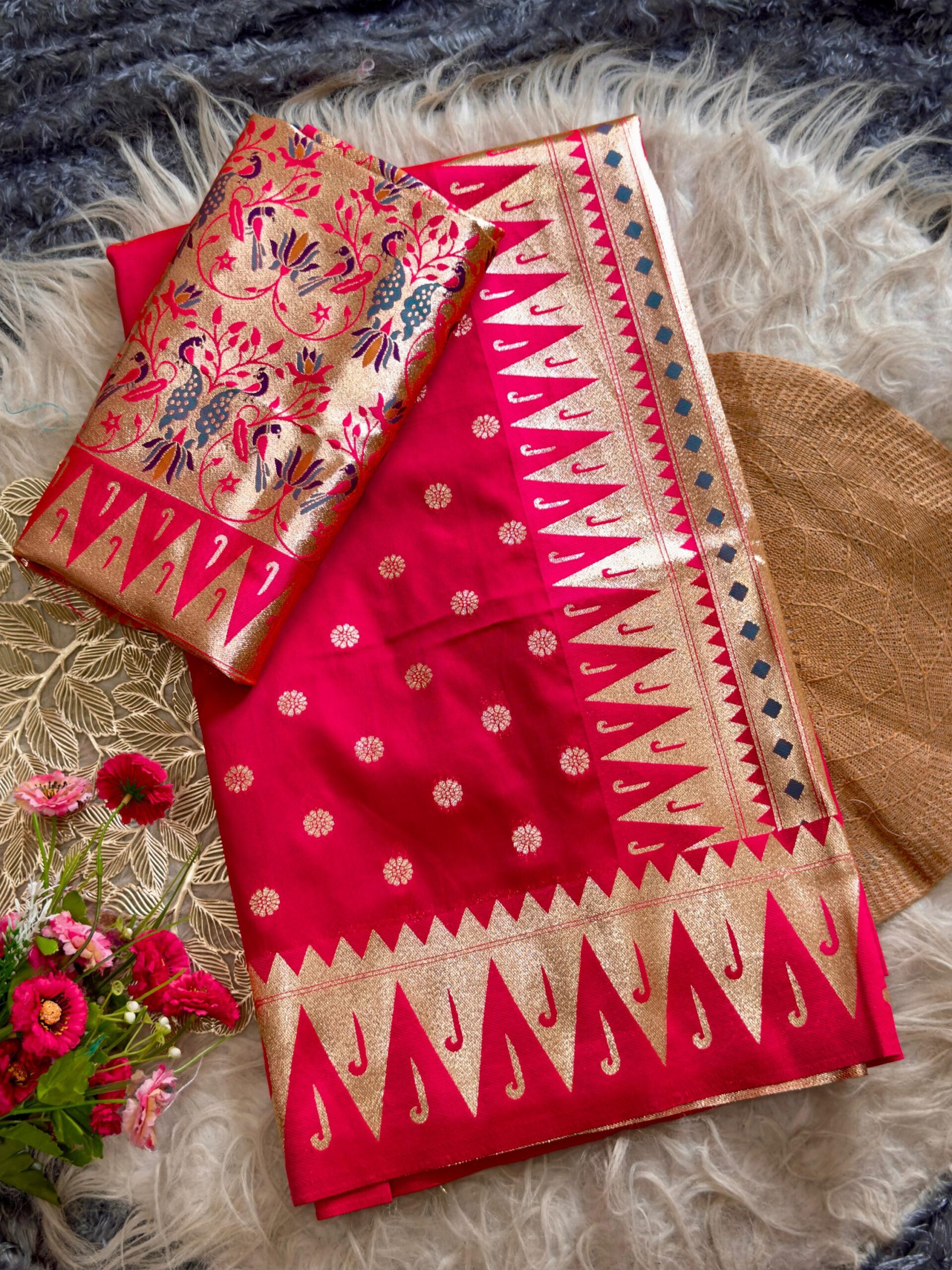 Varkala temple Paithani Silk Saree with Golden Pallu & Brocade Blouse - Image 3