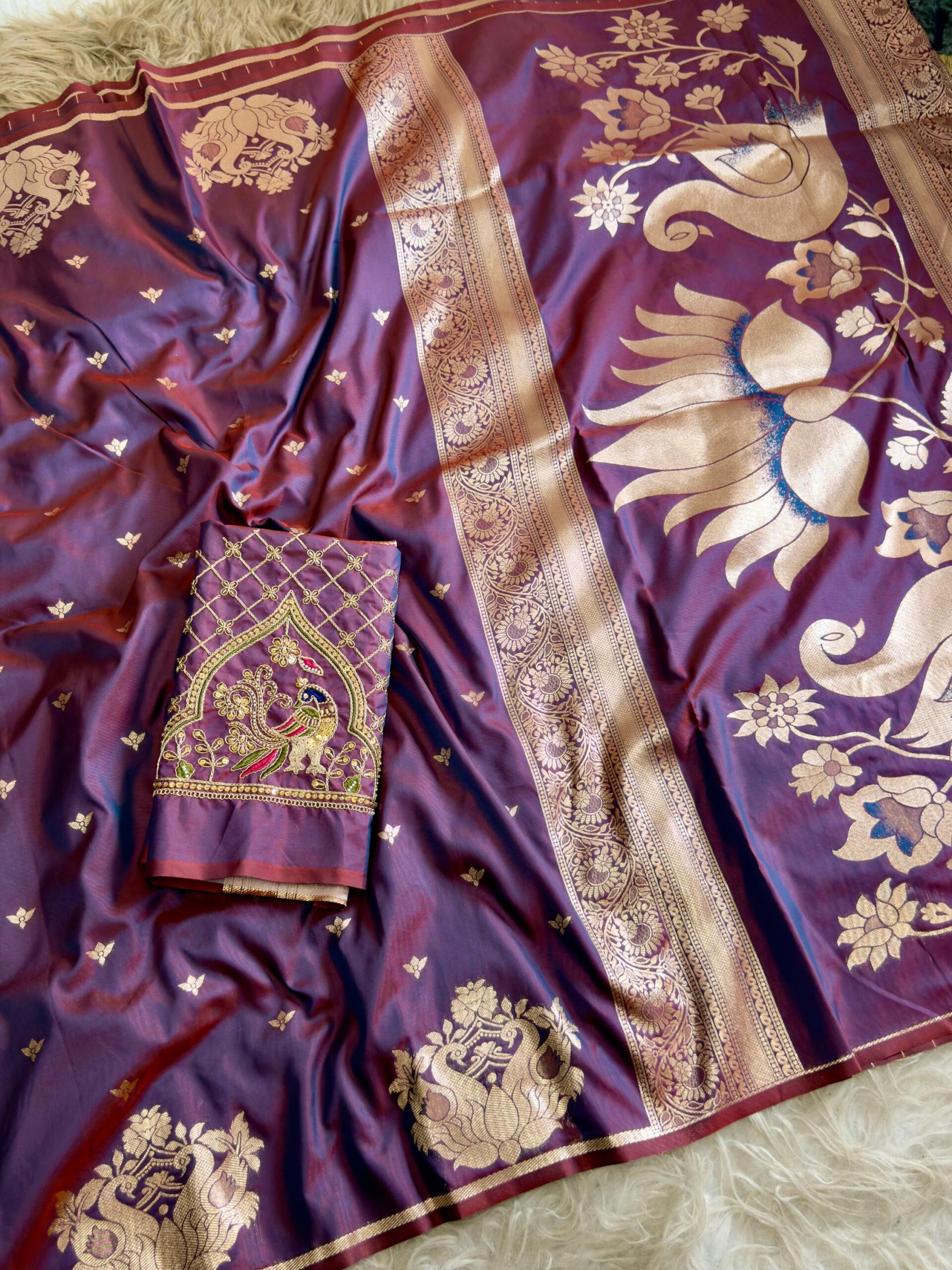 Rajlaxmi Paithani with Handwork Aari Work Blouse - Image 5