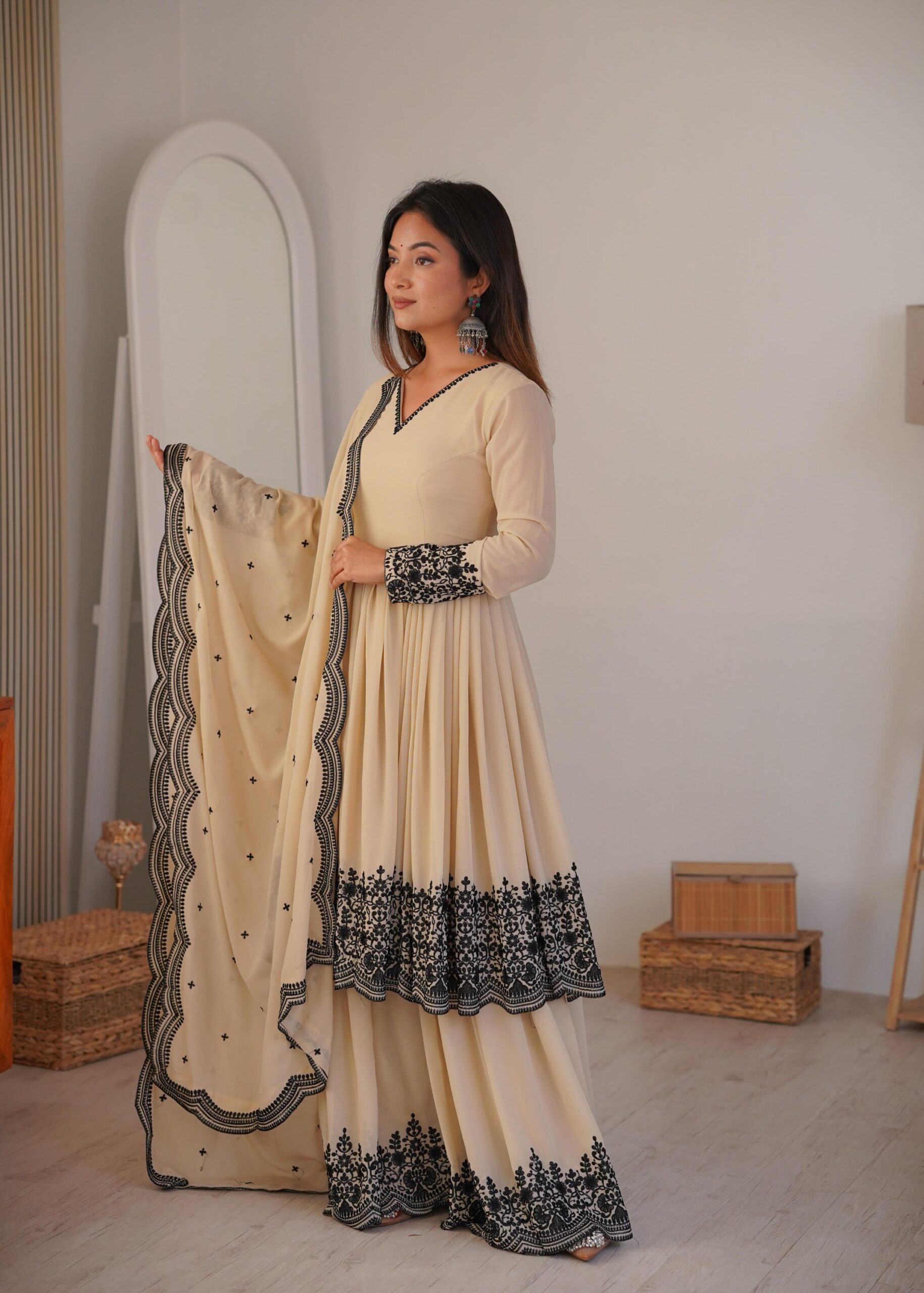 Thread Embroidery Anarkali Set - Image 6