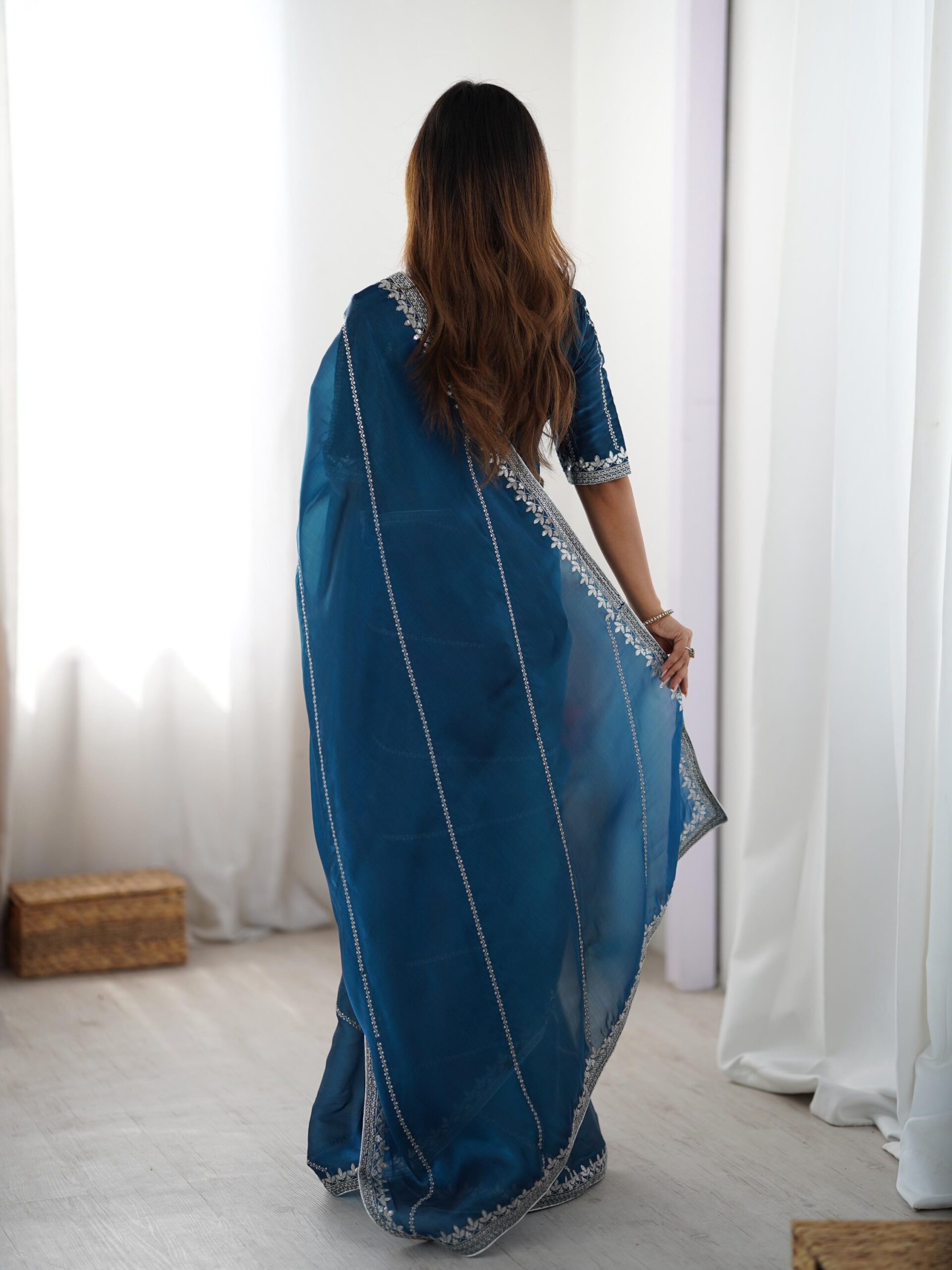 Shimmer Saree - Image 16