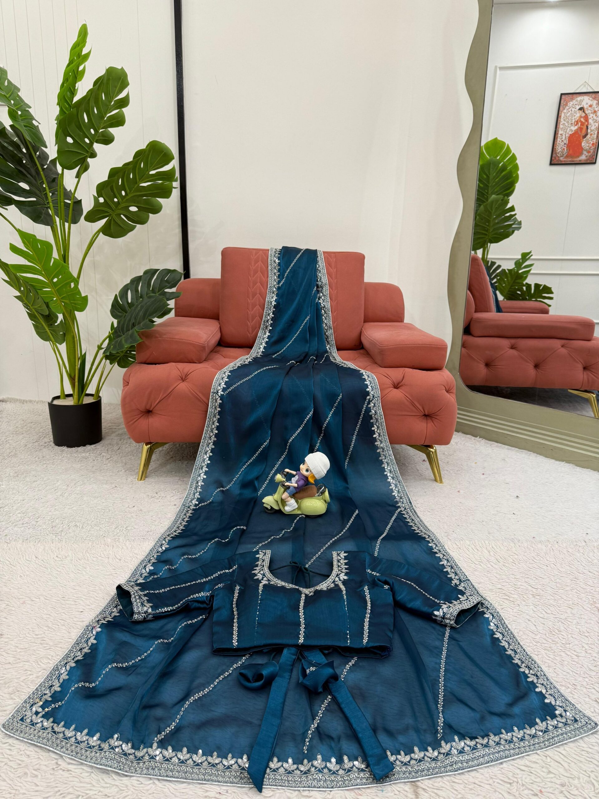 Shimmer Saree - Image 19