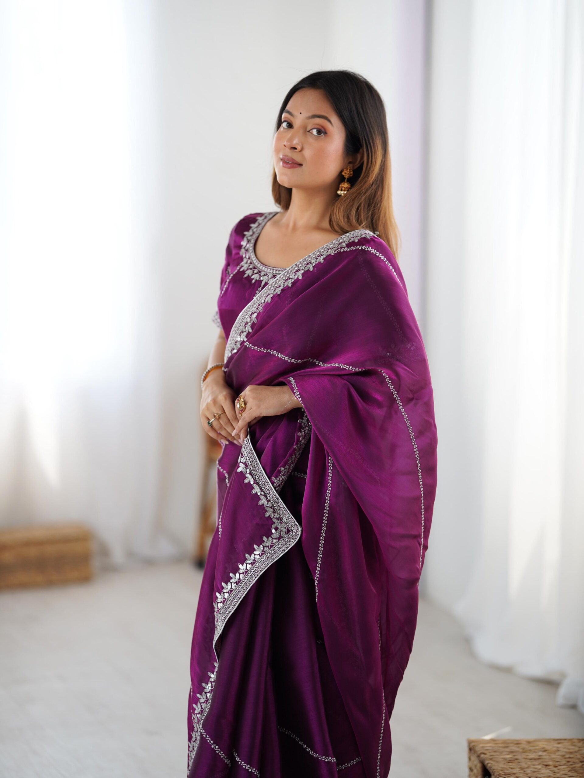Shimmer Saree - Image 4