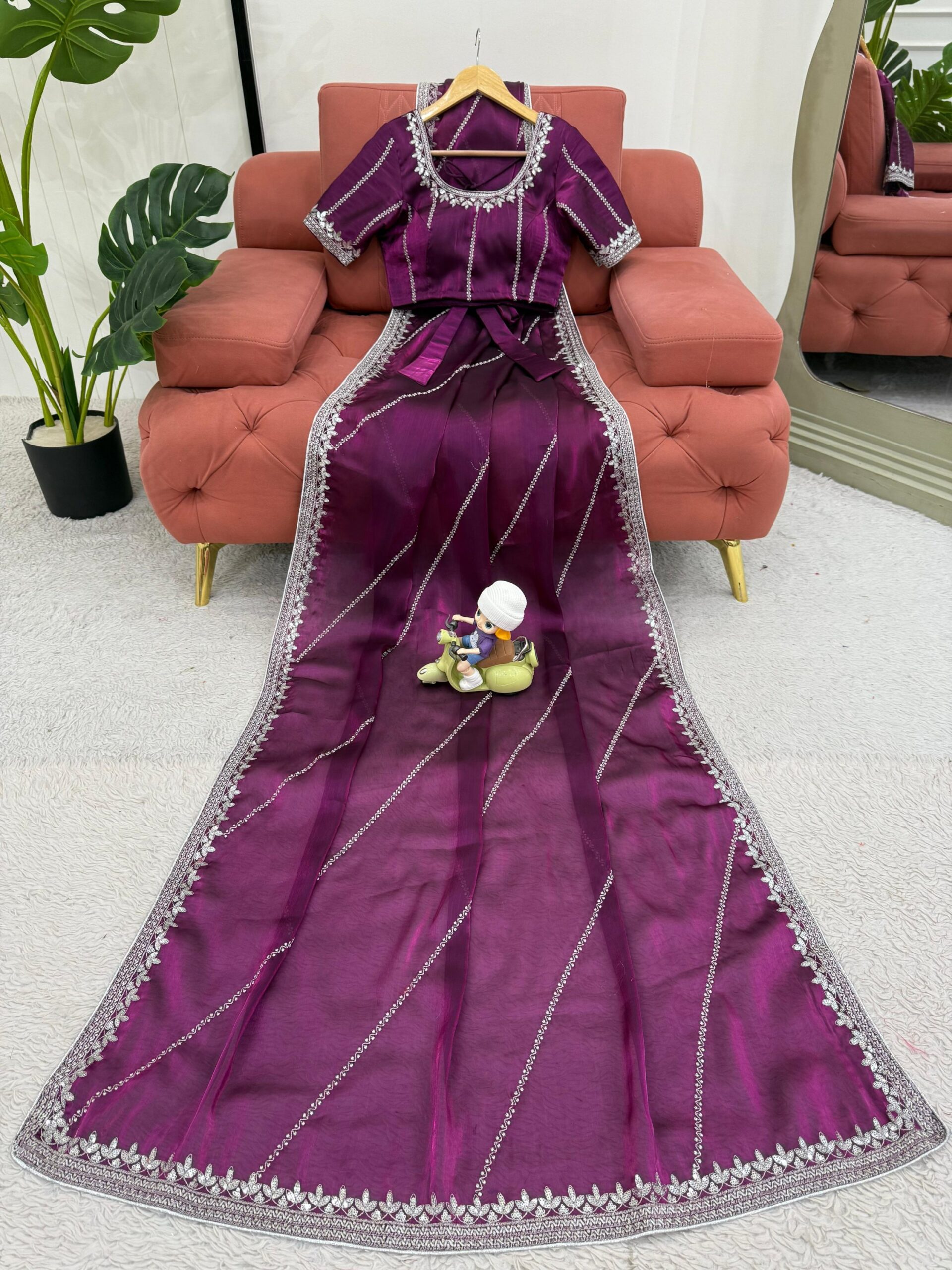 Shimmer Saree - Image 11