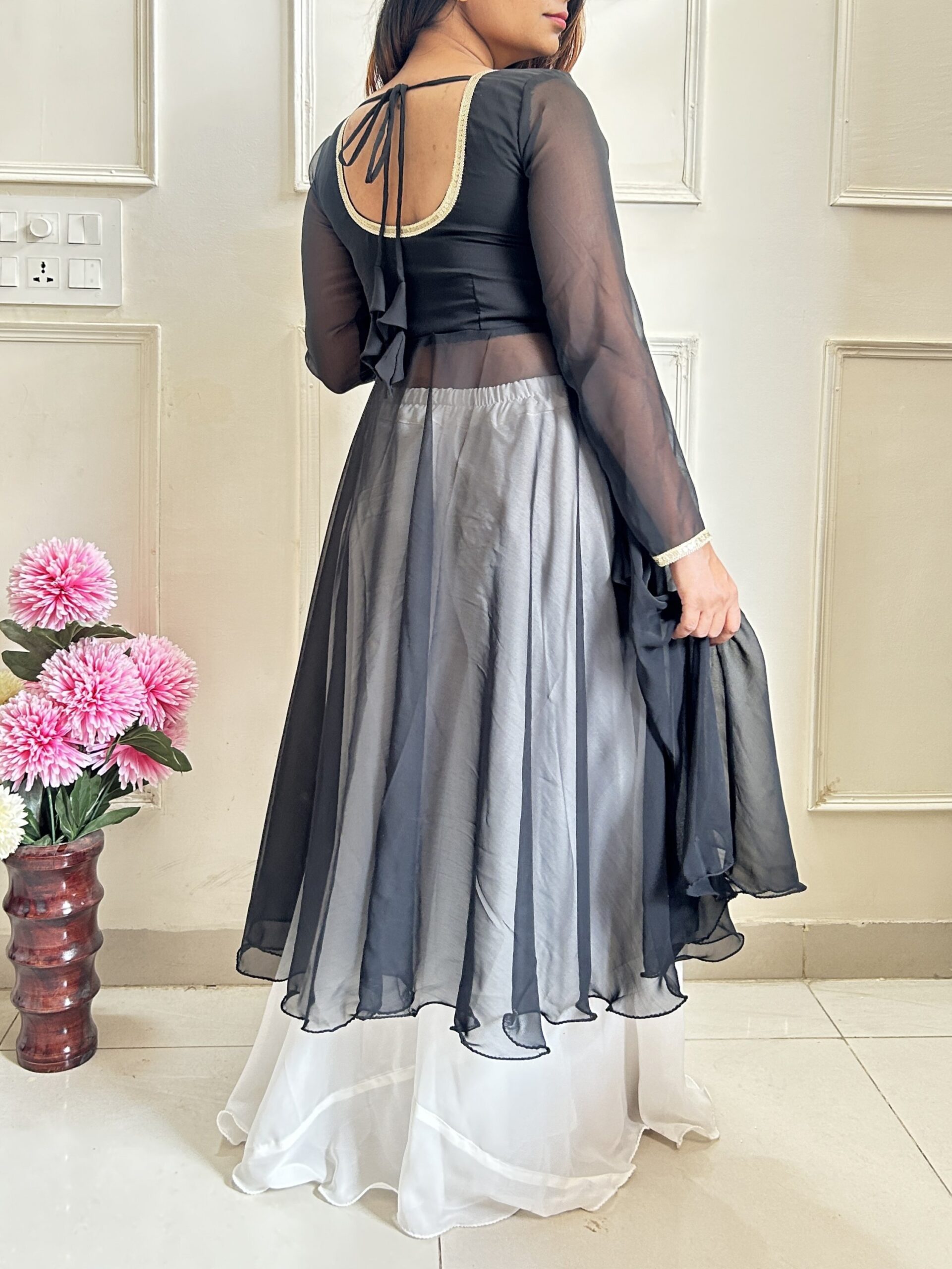 Meher Anarkali - Image 33