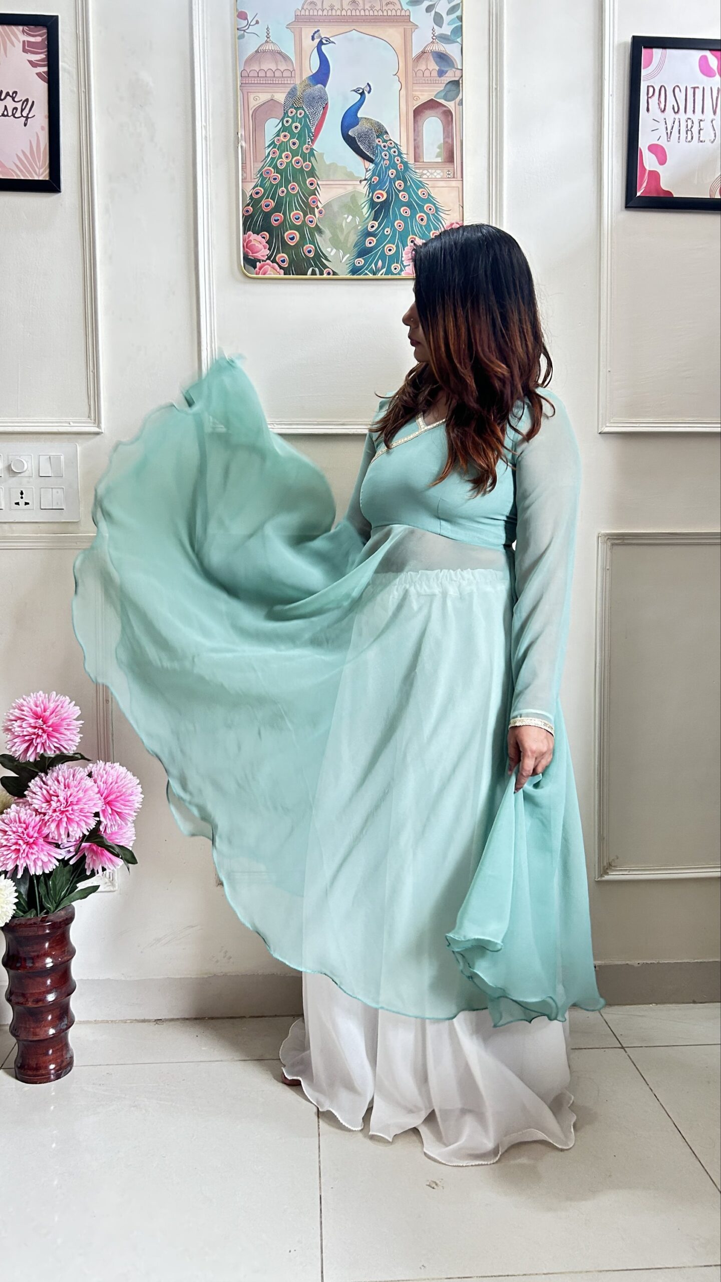 Meher Anarkali - Image 38