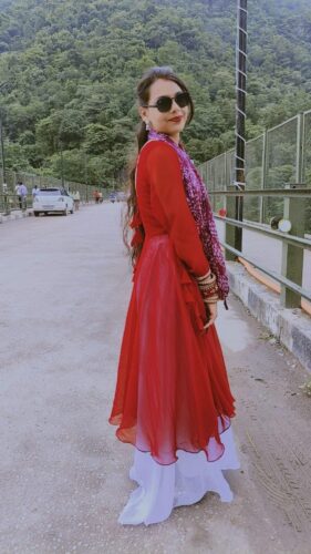 Meher Anarkali photo review