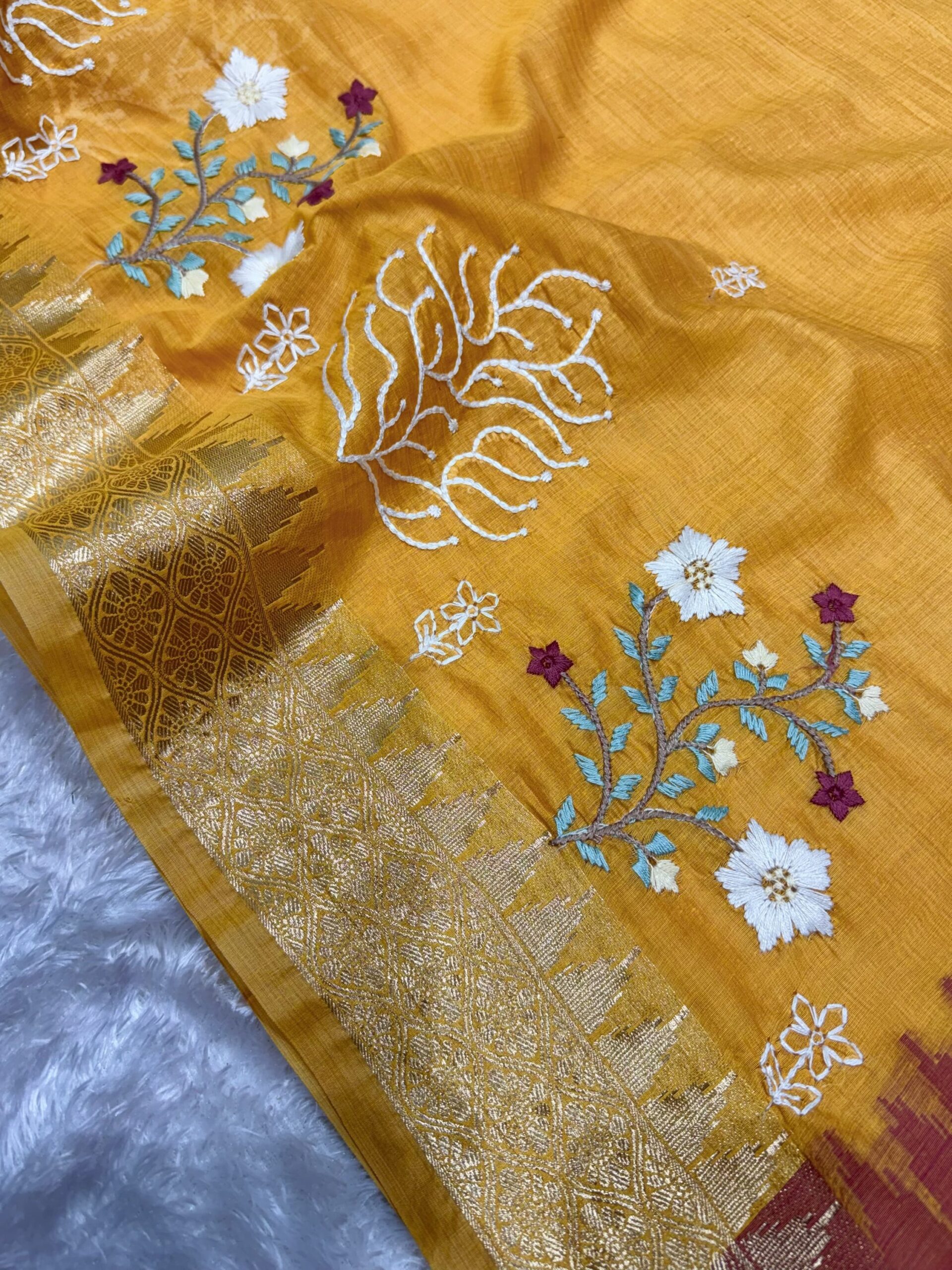 Floral Embroidered Saree - Image 6