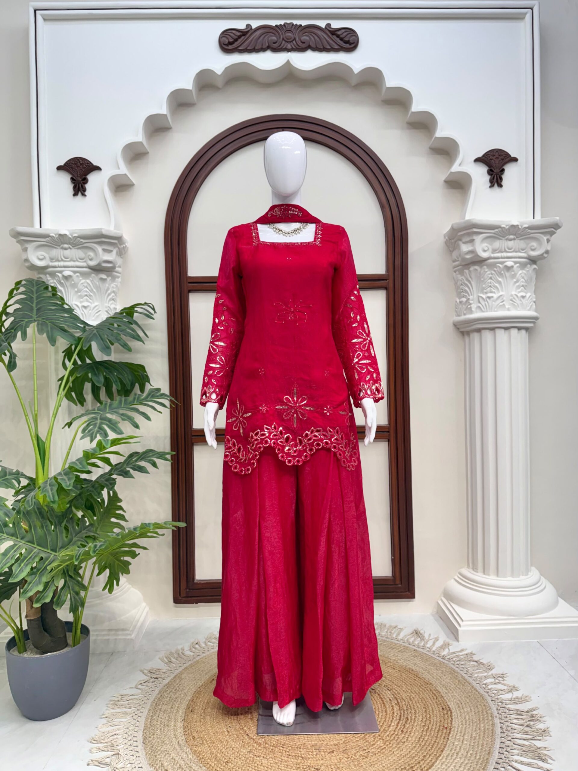 Sequins Work Cutwork Kurta Set - Image 3