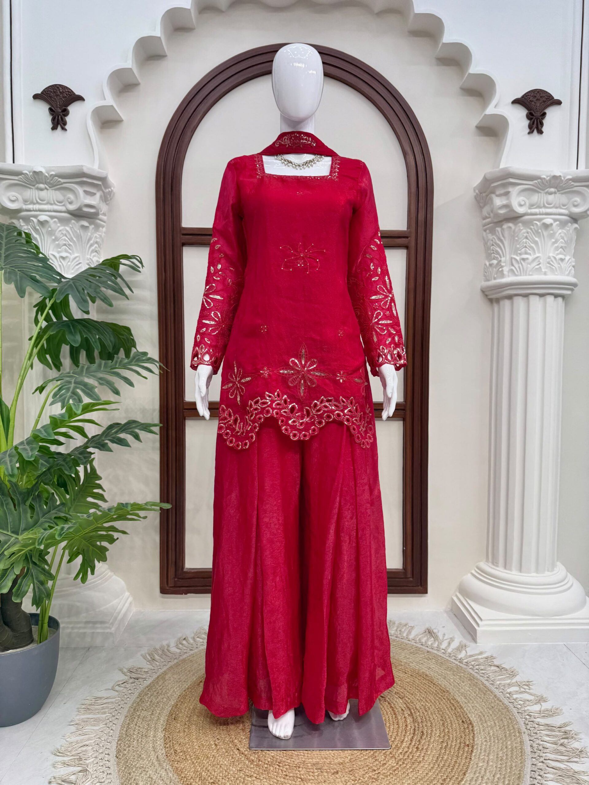 Sequins Work Cutwork Kurta Set - Image 4
