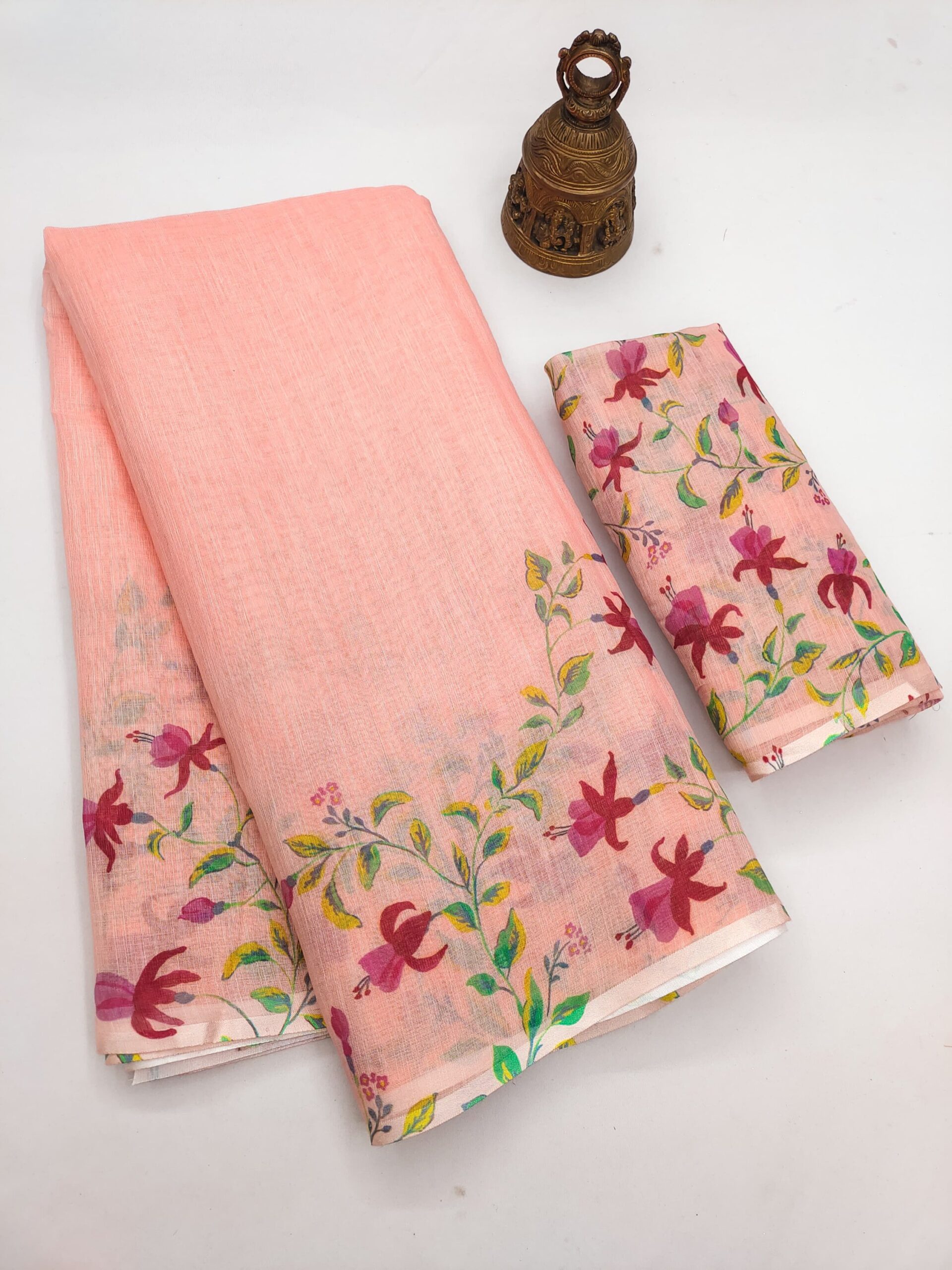 Linen Saree in Pretty Floral Prints - Image 12