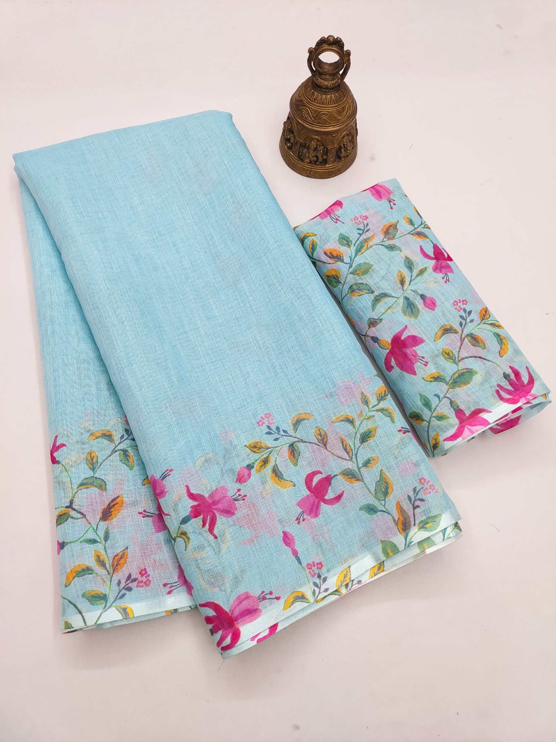 Linen Saree in Pretty Floral Prints - Image 19