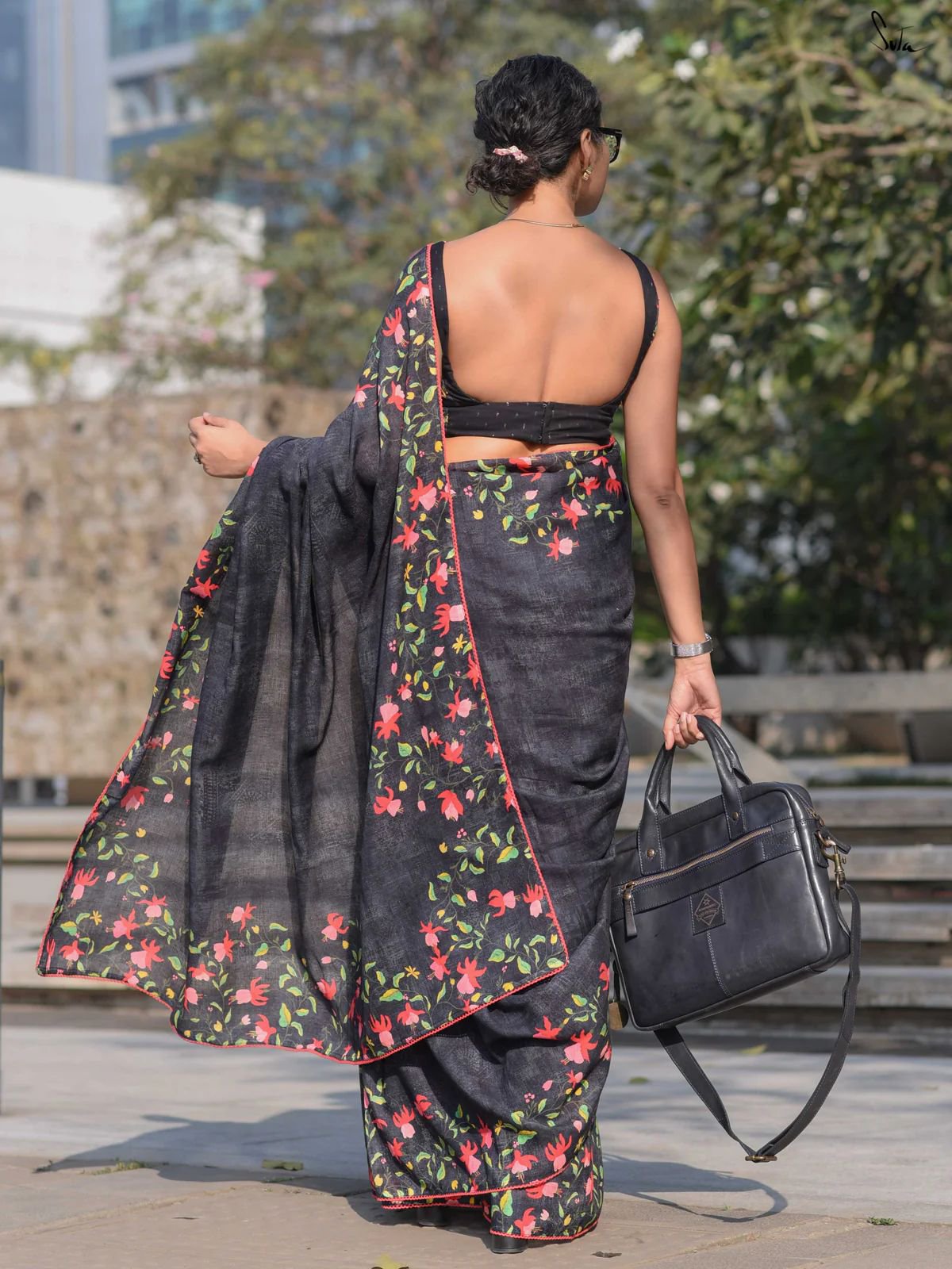 Linen Saree in Pretty Floral Prints