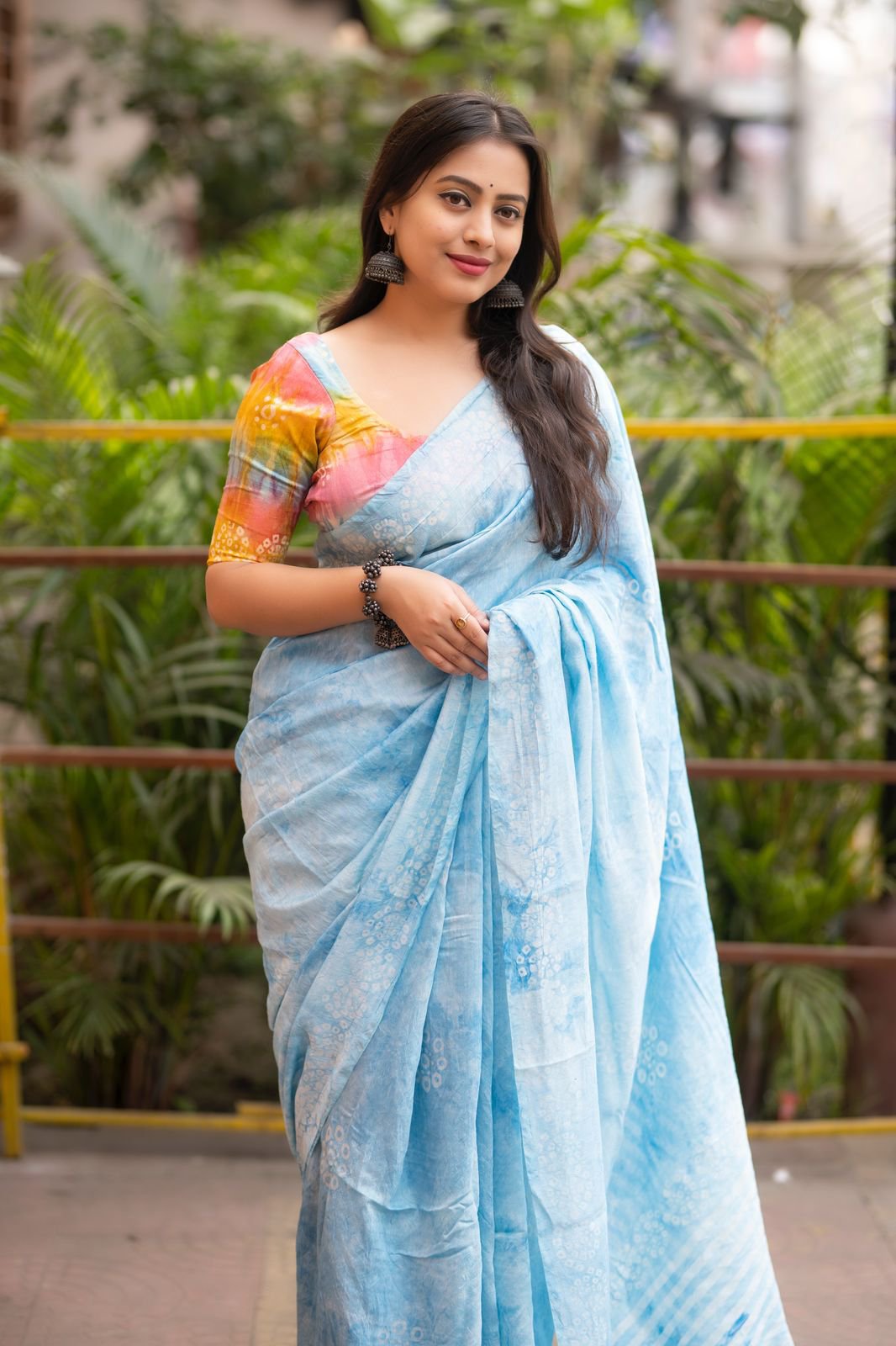 Handmade Batik Bandhani Saree - Image 2