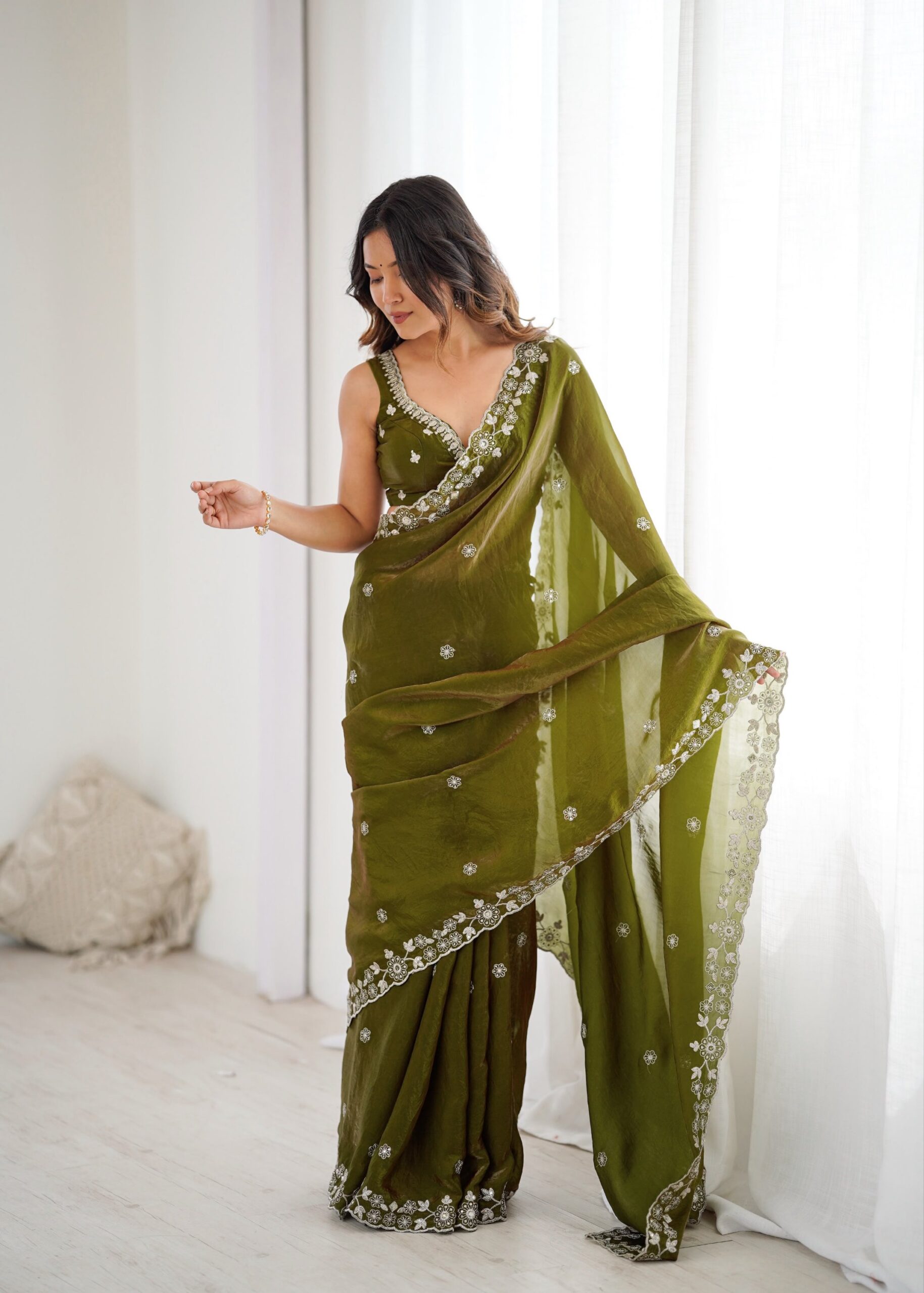 Designer Embroidered Saree - Image 18