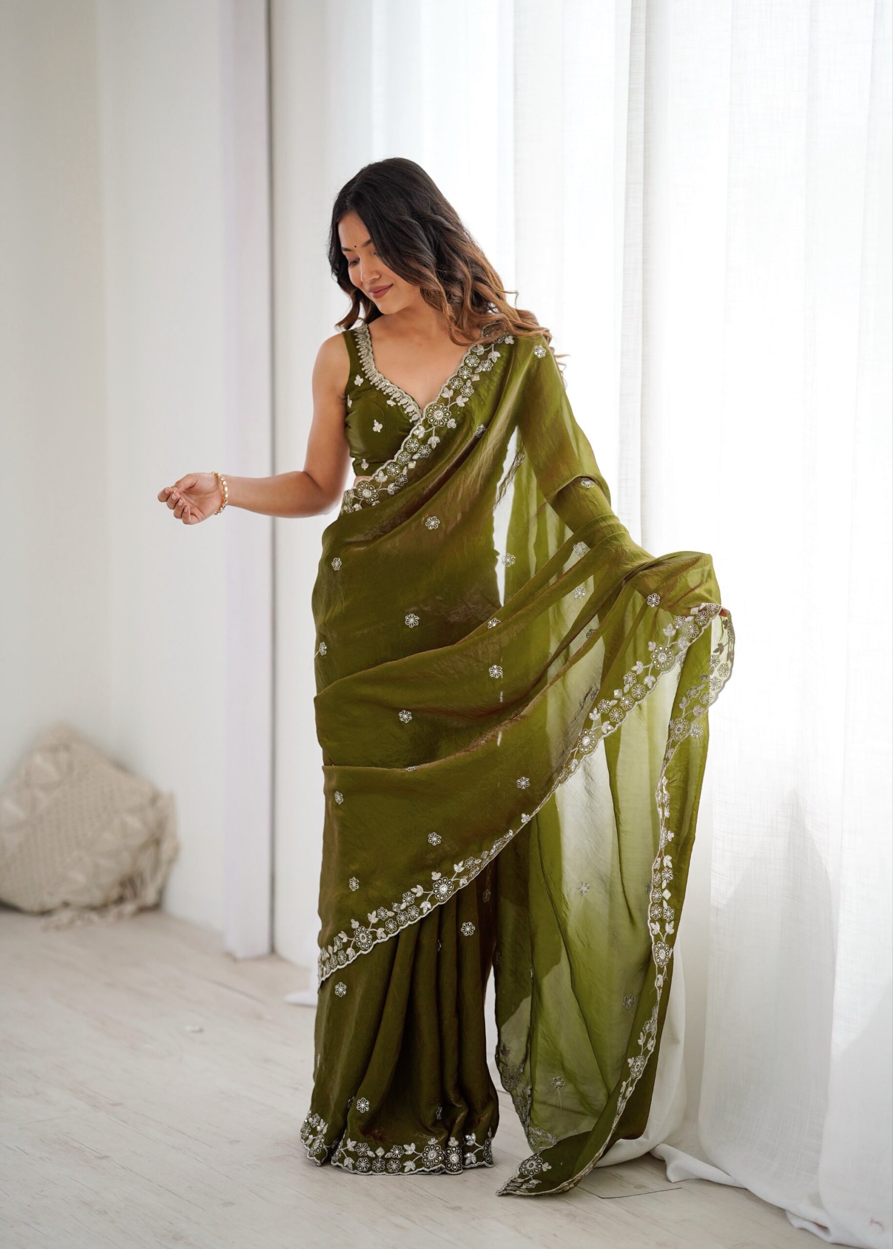 Designer Embroidered Saree - Image 15
