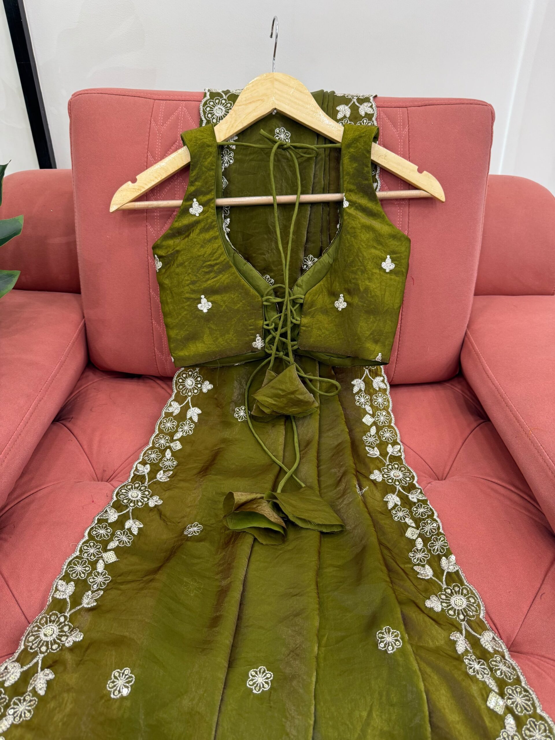 Designer Embroidered Saree - Image 20
