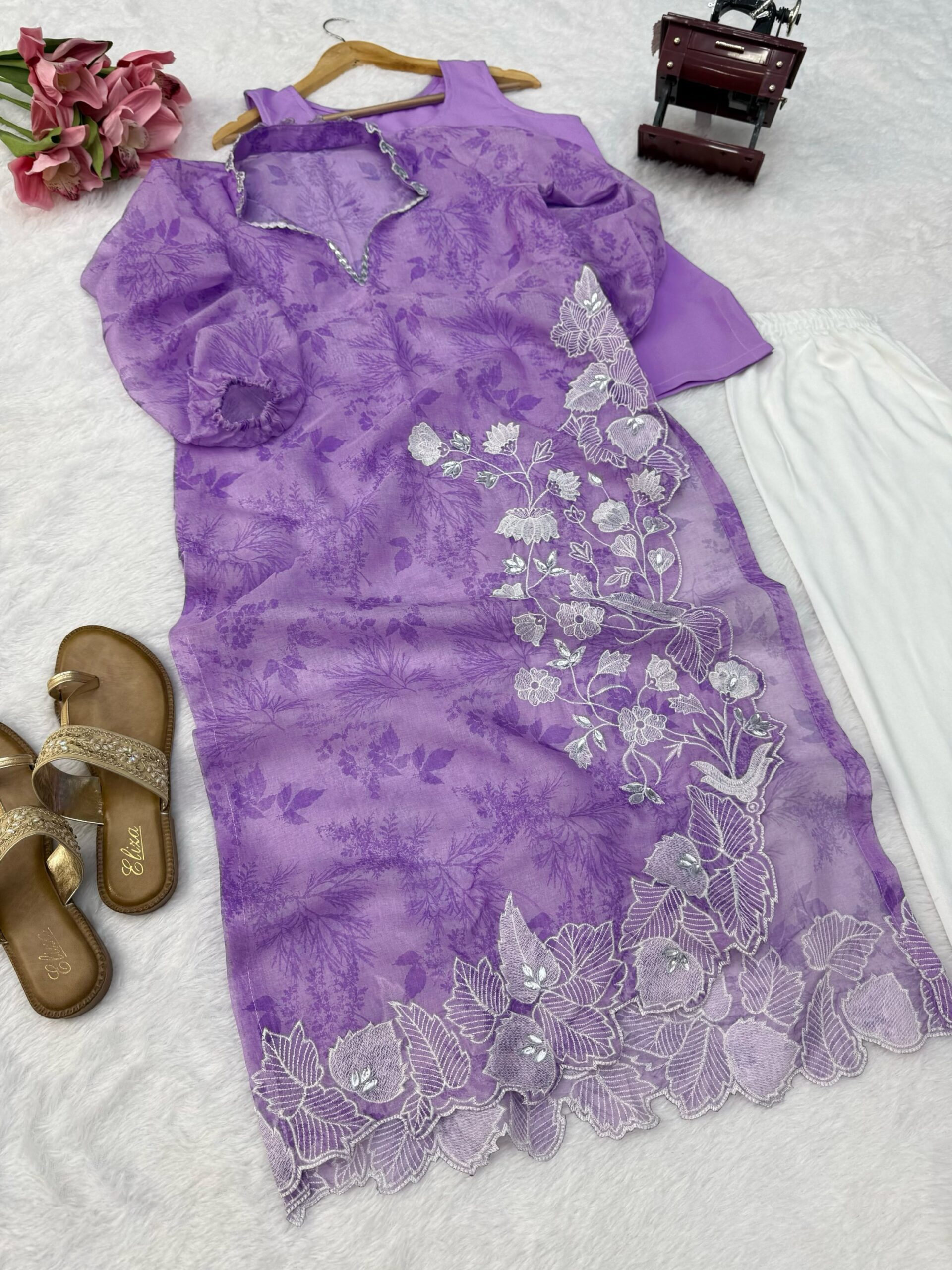 Embroidered 3 piece set - Image 2