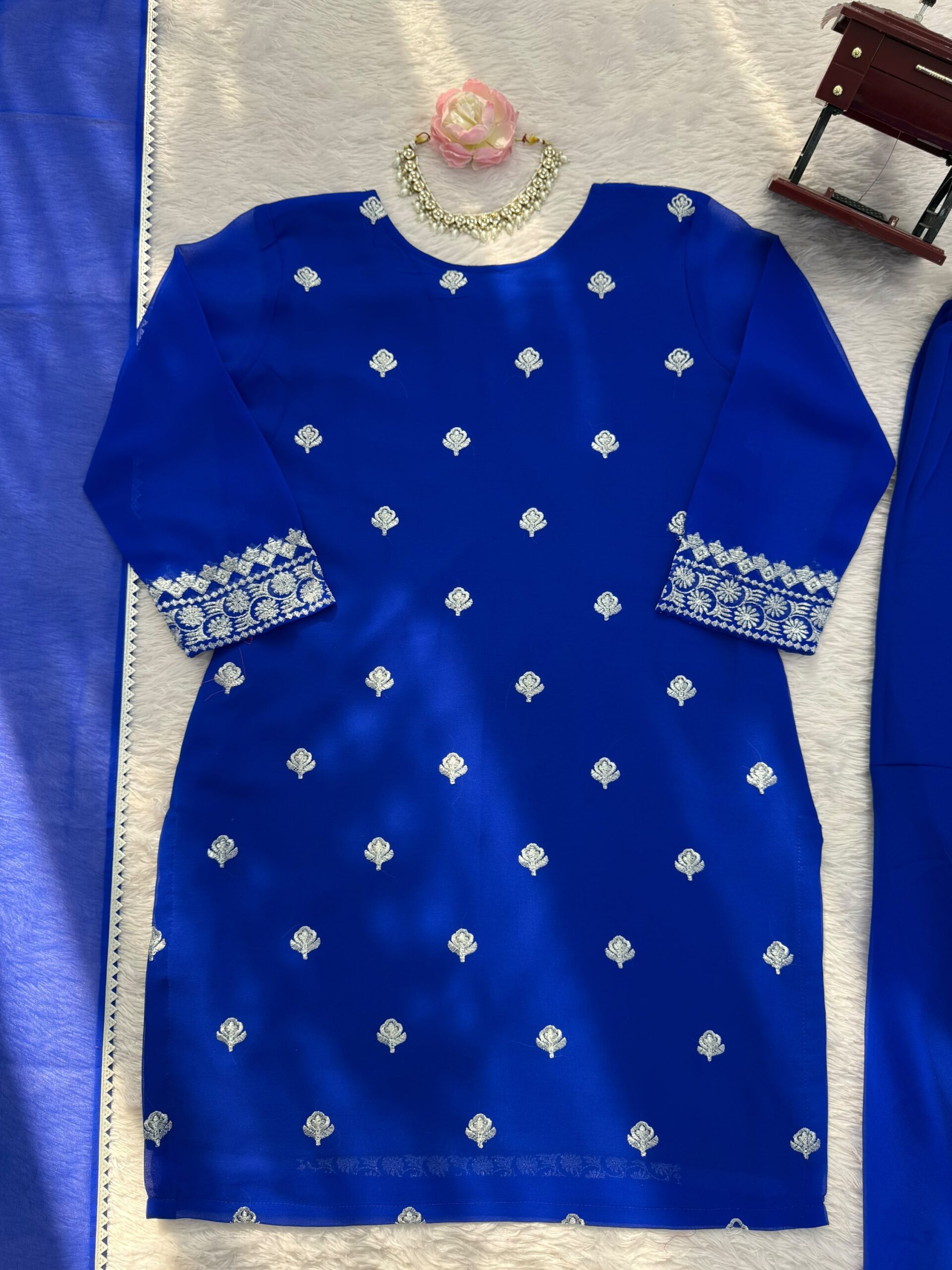 Pretty Embroidered Sharara Set - Image 8