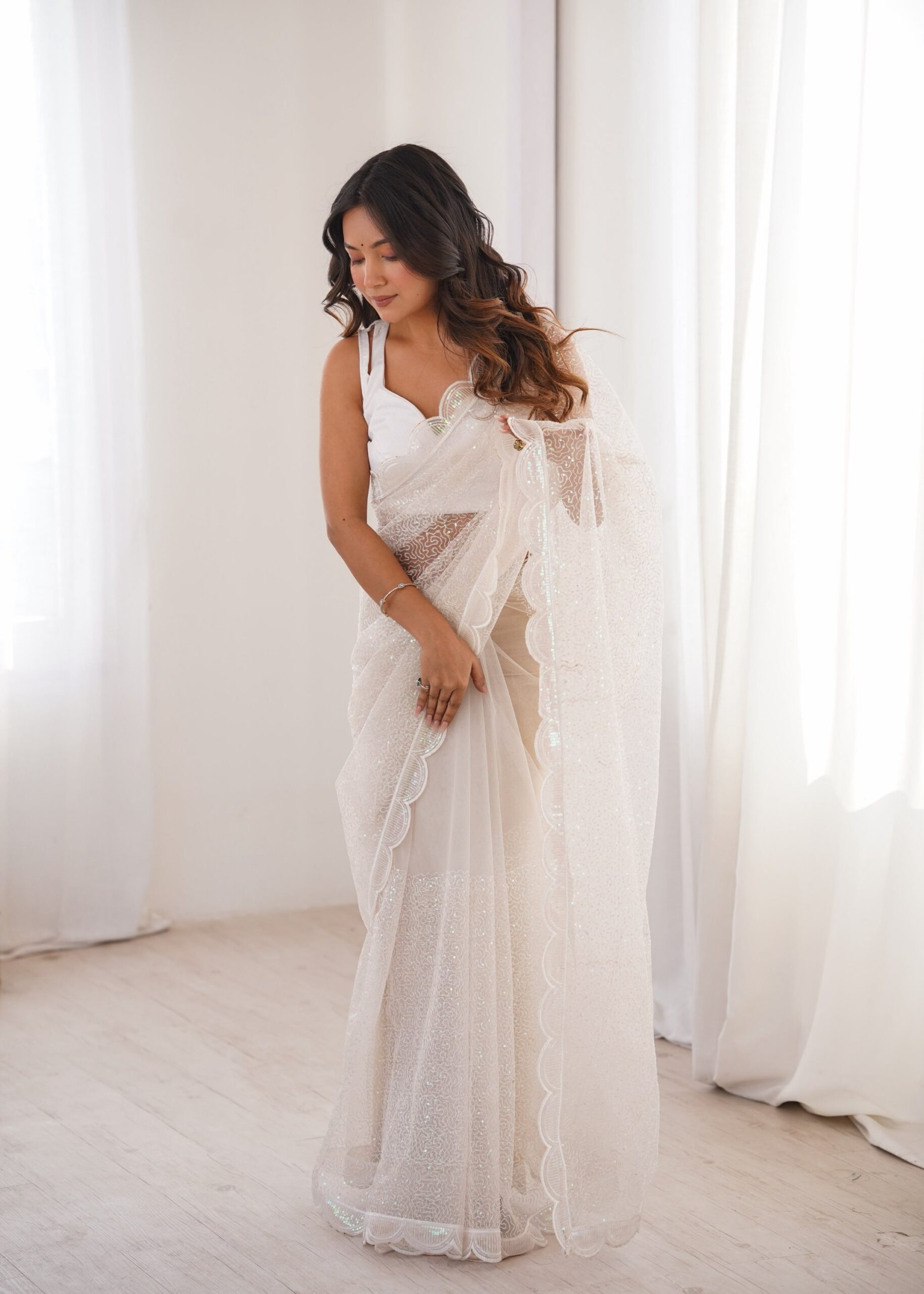 Shimmering Thread & Sequins Net Saree - Image 12