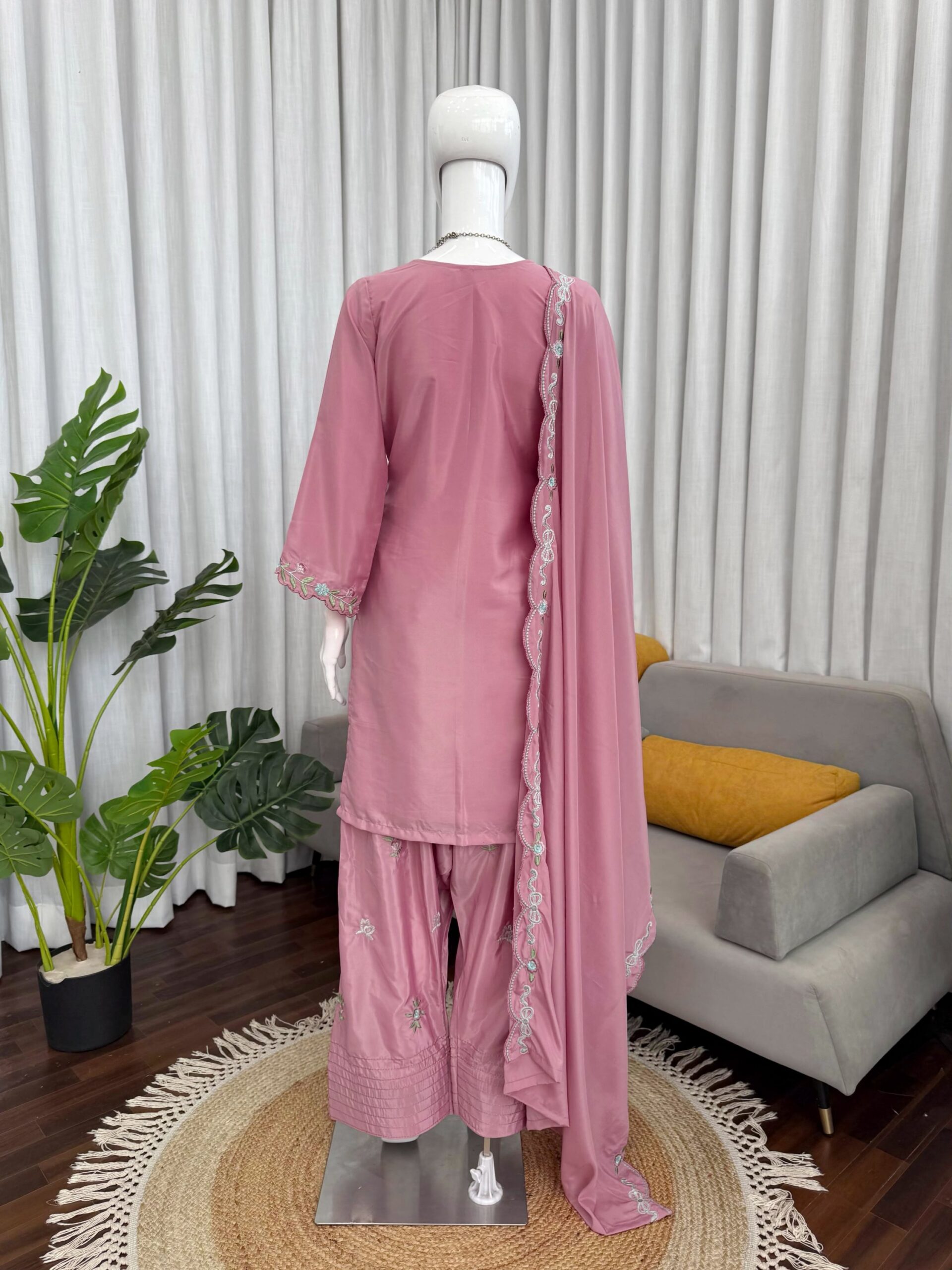 Thread & Sequins Farshi Salwar Set - Image 6